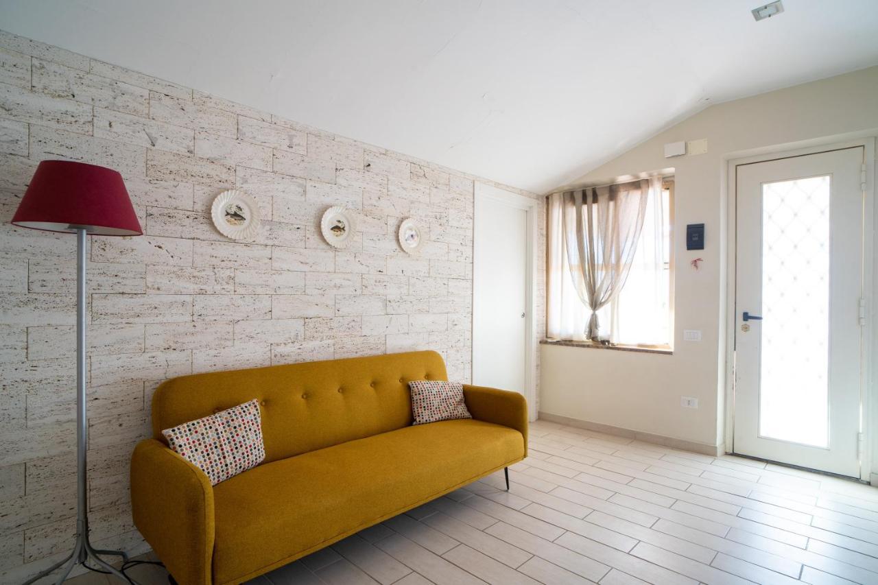 Casa Vacanza Giugio Giardini Naxos Eksteriør billede